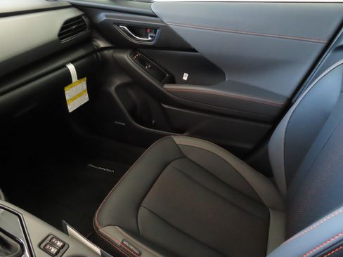 New 2025 Subaru Crosstrek 2.5i Limited w/ Crosstrek Mirror Package image 21