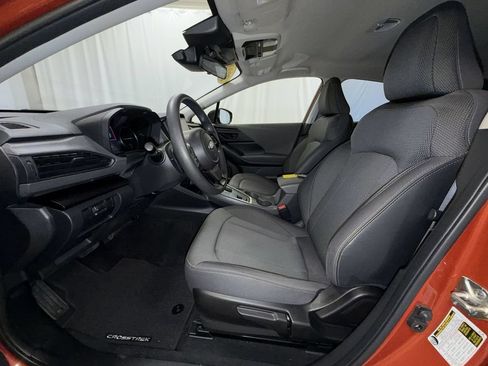 Used 2024 Subaru Crosstrek 2.0i Premium AWD/4WD image 11