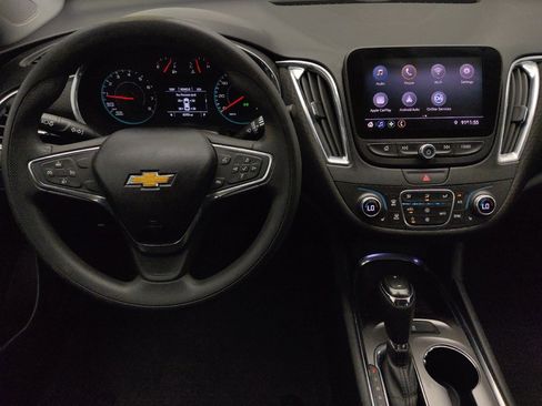 Used 2019 Chevrolet Malibu LT FWD image 22
