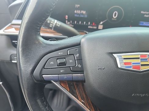 Used 2022 Cadillac Escalade ESV Luxury image 12