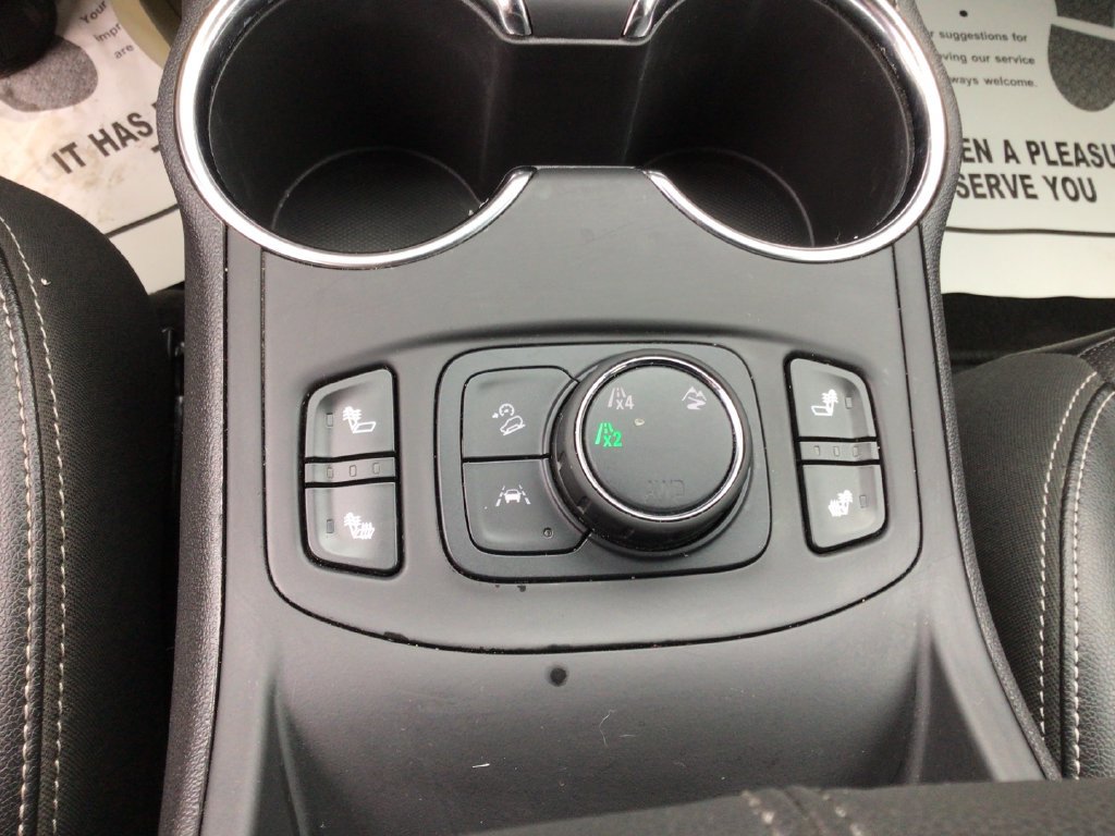 Used 2024 GMC Terrain SLT AWD/4WD image 33