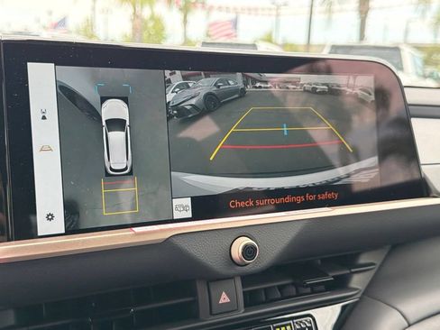 New 2026 Toyota Crown Signia AWD/4WD image 32