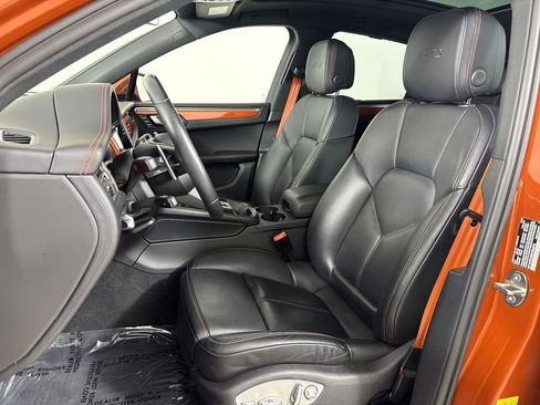 Certified 2024 Porsche Macan GTS AWD/4WD image 5