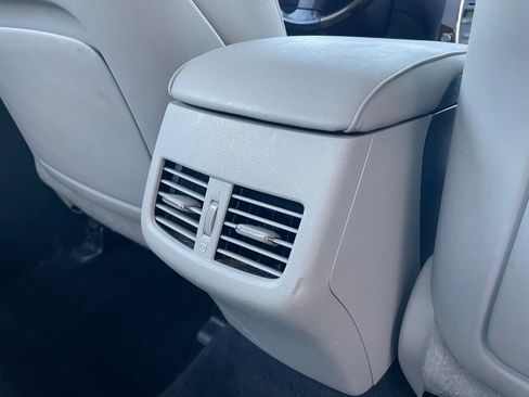 Used 2010 Lexus ES 350 w/ Luxury Package image 26