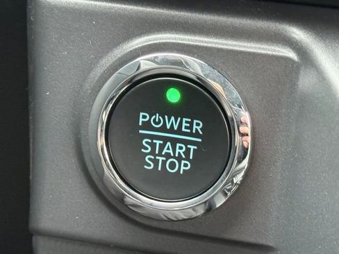 New 2025 Ford F150 Lightning XLT image 19