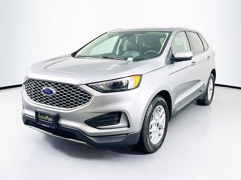 Used 2023 Ford Edge SEL image 3
