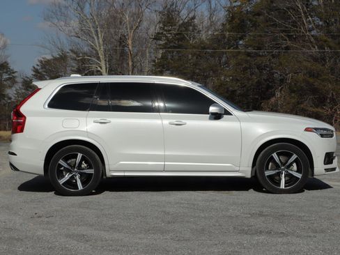 Used 2019 Volvo XC90 T6 R-Design w/ Advanced Package AWD/4WD image 2