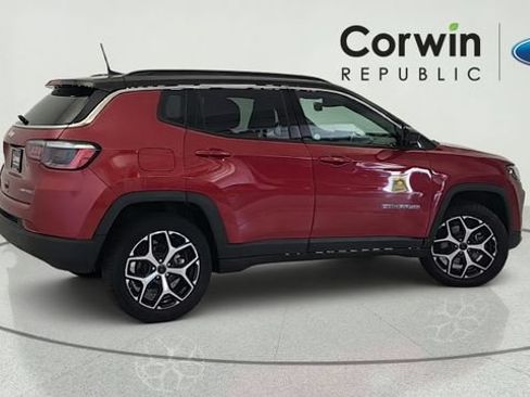 Used 2025 Jeep Compass Limited AWD/4WD image 6