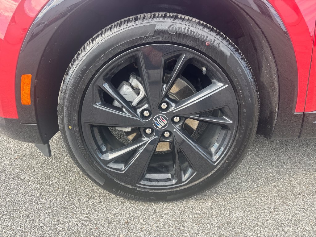 Used 2025 Buick Envision Sport Touring AWD/4WD image 31