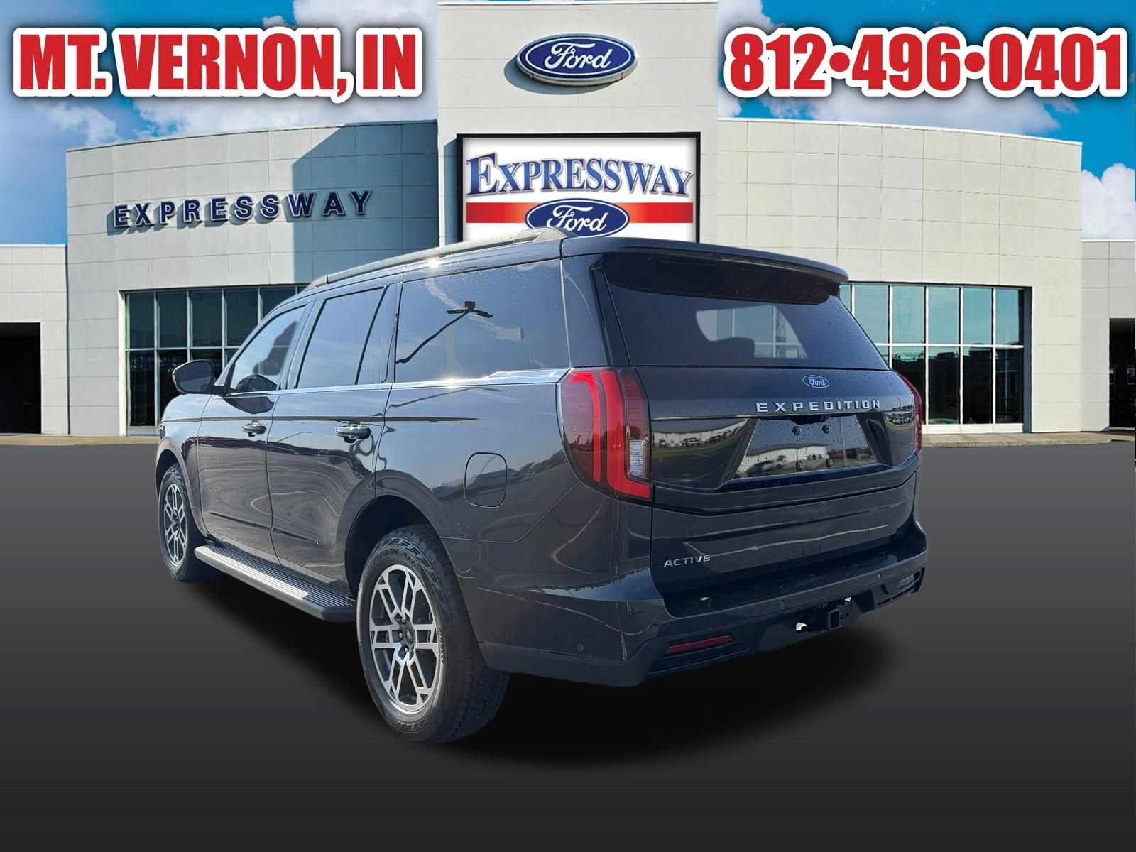 Used 2025 Ford Expedition Active AWD/4WD image 8