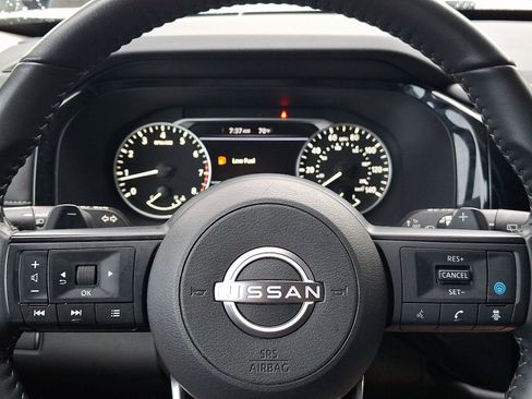 Certified 2024 Nissan Pathfinder SV w/ Black Appearance Package AWD/4WD image 18