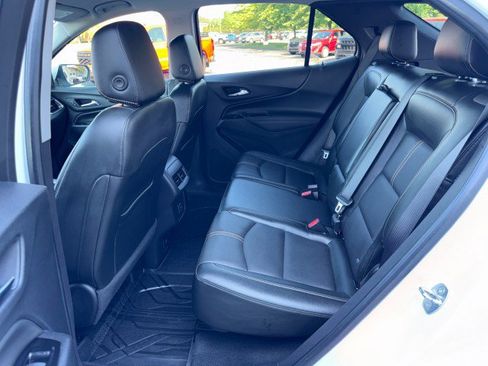 Used 2022 Chevrolet Equinox Premier FWD image 26