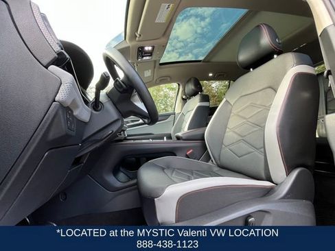 Certified 2024 Volkswagen Atlas Peak Edition SE image 32