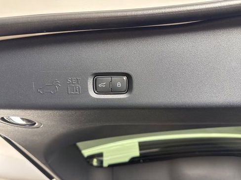 New 2025 Ford Expedition Platinum w/ Stealth Appearance Package image 31