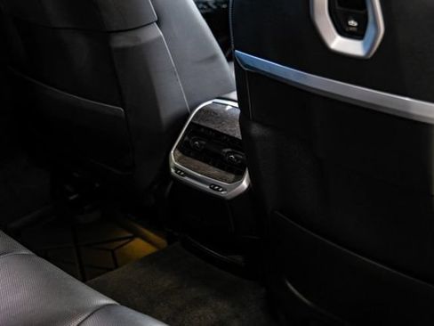 Used 2023 BMW 740i RWD image 48