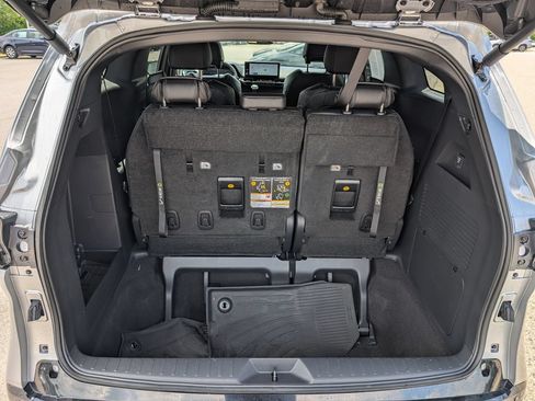 Used 2025 Toyota Sienna XSE w/ XSE Plus Package AWD/4WD image 13