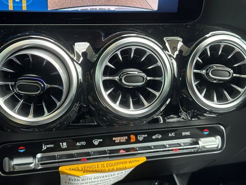 New 2026 Mercedes-Benz GLA 250 image 17