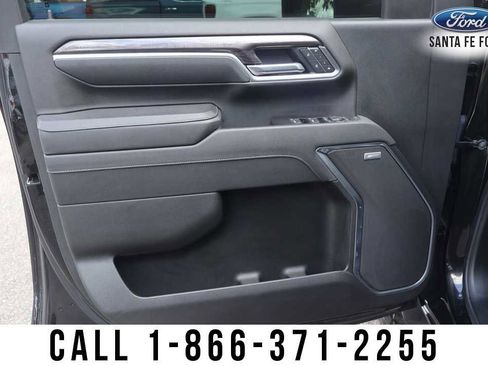 Used 2025 Chevrolet Silverado 2500 LTZ w/ LTZ Plus Package AWD/4WD image 10