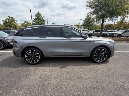 New 2025 Lincoln Nautilus Black Label image 13