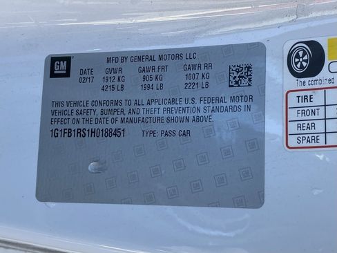 Used 2017 Chevrolet Camaro LT w/ RS Package image 33