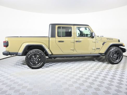 New 2025 Jeep Gladiator Willys image 8