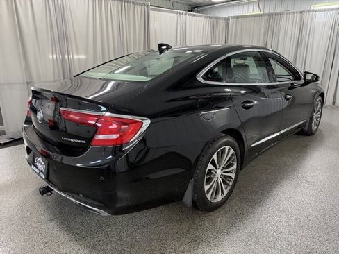 Used 2019 Buick LaCrosse Essence w/ Sun and Shade Package image 4