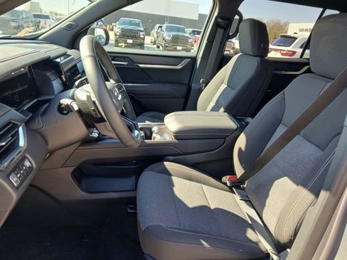 New 2026 GMC Acadia Elevation AWD/4WD image 13