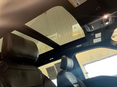 Used 2025 Ford F150 Raptor AWD/4WD image 22