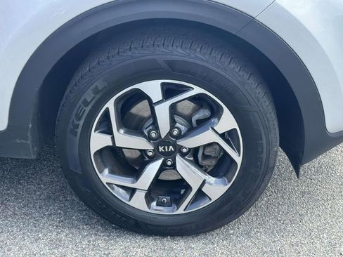 Used 2020 Kia Sportage LX AWD/4WD image 8