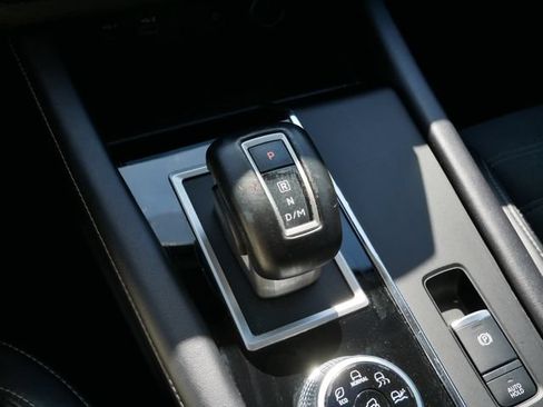 Used 2024 Mitsubishi Outlander SE AWD/4WD image 24