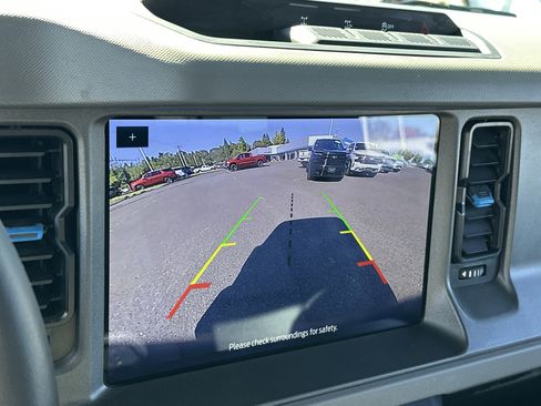 Used 2024 Ford Bronco Black Diamond image 21