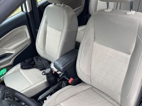 Used 2021 Ford EcoSport S image 8