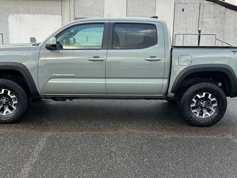 Certified 2023 Toyota Tacoma TRD Off-Road image 8