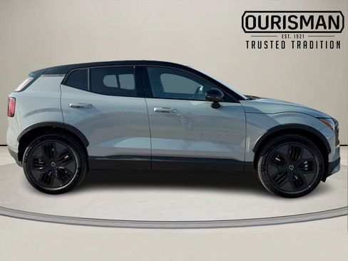 New 2026 Volvo EX30 Cross Country Ultra image 6