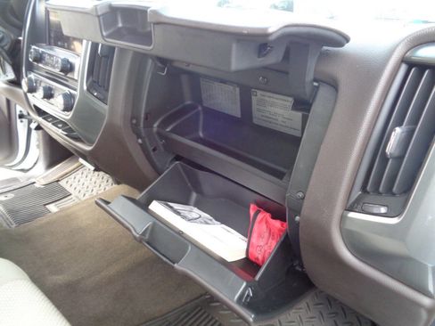 Used 2015 Chevrolet Silverado 2500 LT w/ LT Convenience Package image 64