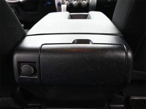 Used 2018 Toyota Tundra SR5 image 25