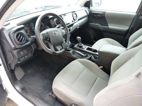 Used 2022 Toyota Tacoma SR RWD image 35