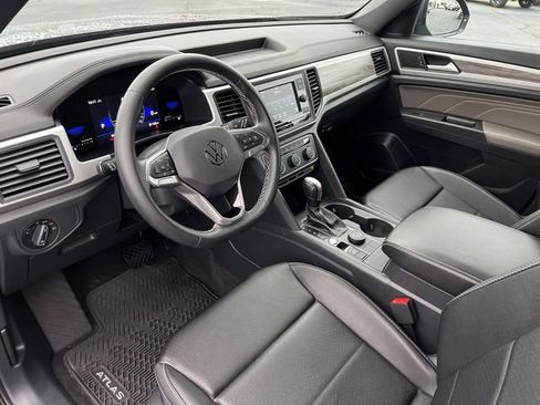 Used 2023 Volkswagen Atlas Cross Sport SE AWD/4WD image 26