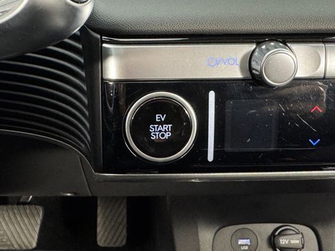 Used 2024 Hyundai Ioniq 5 SE image 21