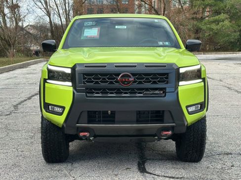 New 2026 Nissan Frontier PRO-4X w/ Pro-4x Convenience Package image 3