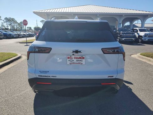 New 2026 Chevrolet Equinox RS image 4