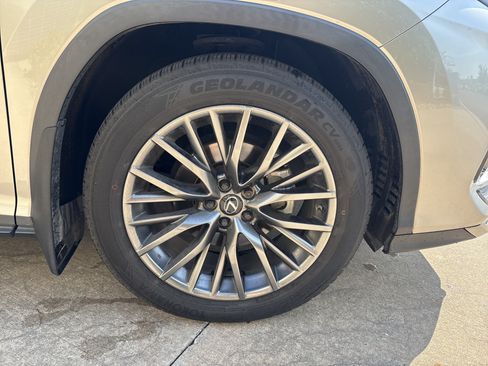 Used 2021 Lexus RX 350 F Sport w/ Accessory Package (P1) AWD/4WD image 13