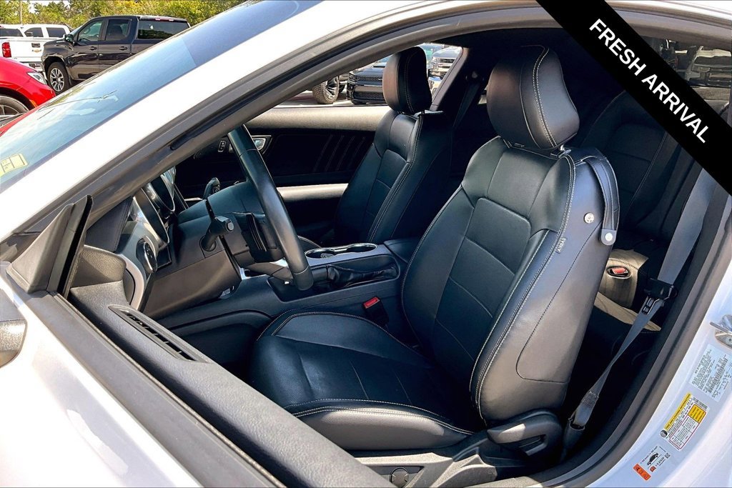 Used 2021 Ford Mustang GT Premium RWD image 6