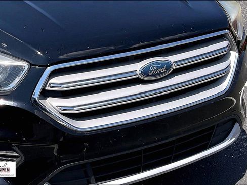 Certified 2019 Ford Escape SE FWD image 27