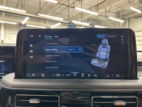Certified 2025 Lincoln Aviator Black Label w/ Jet Appearance Package AWD/4WD image 26