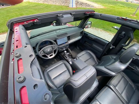 Used 2025 Ford Bronco Badlands AWD/4WD image 34