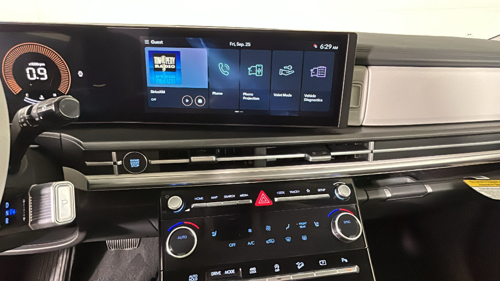 Certified 2026 Hyundai Santa Fe SEL AWD/4WD image 29