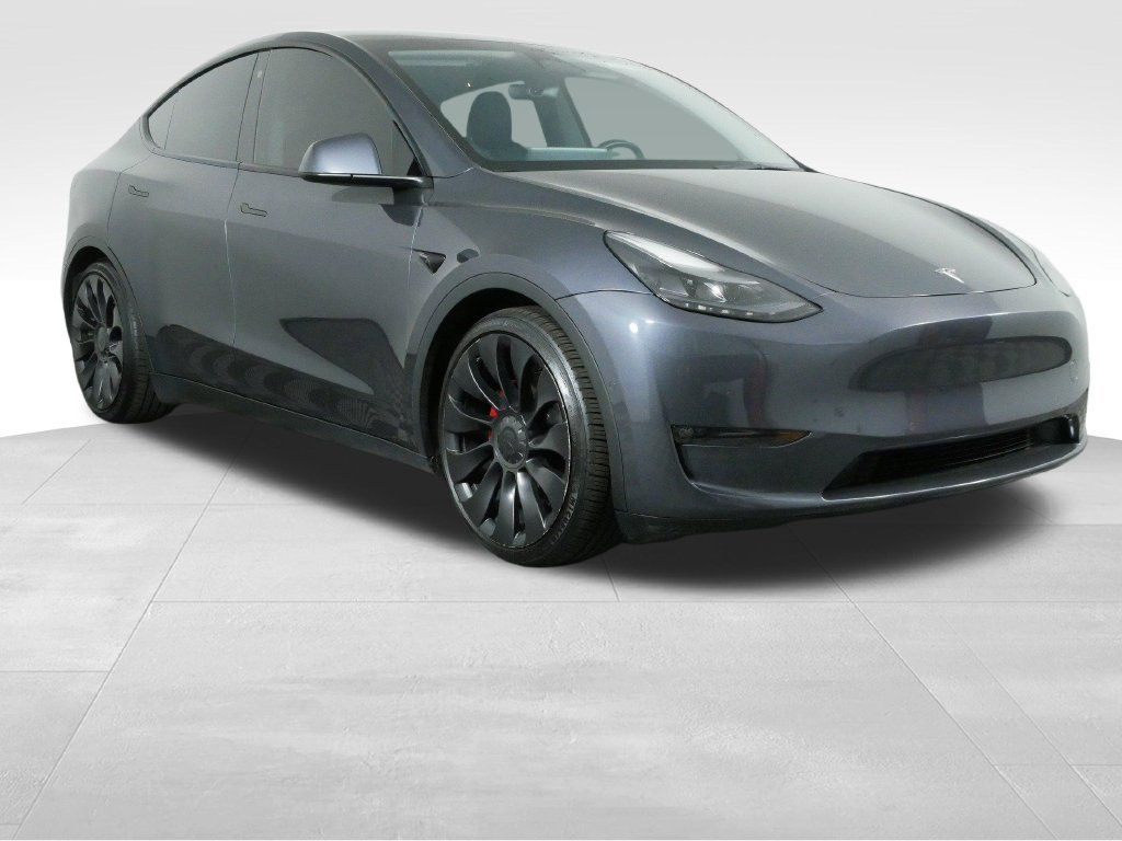 Used 2022 Tesla Model Y Performance AWD/4WD image 2