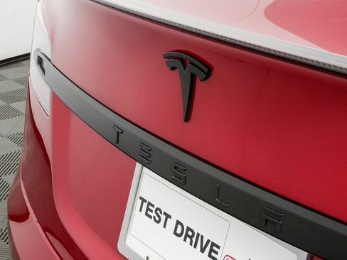 Used 2020 Tesla Model S Performance image 36