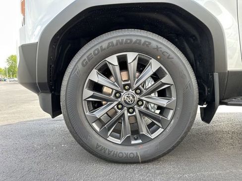 New 2026 Toyota Land Cruiser AWD/4WD image 8
